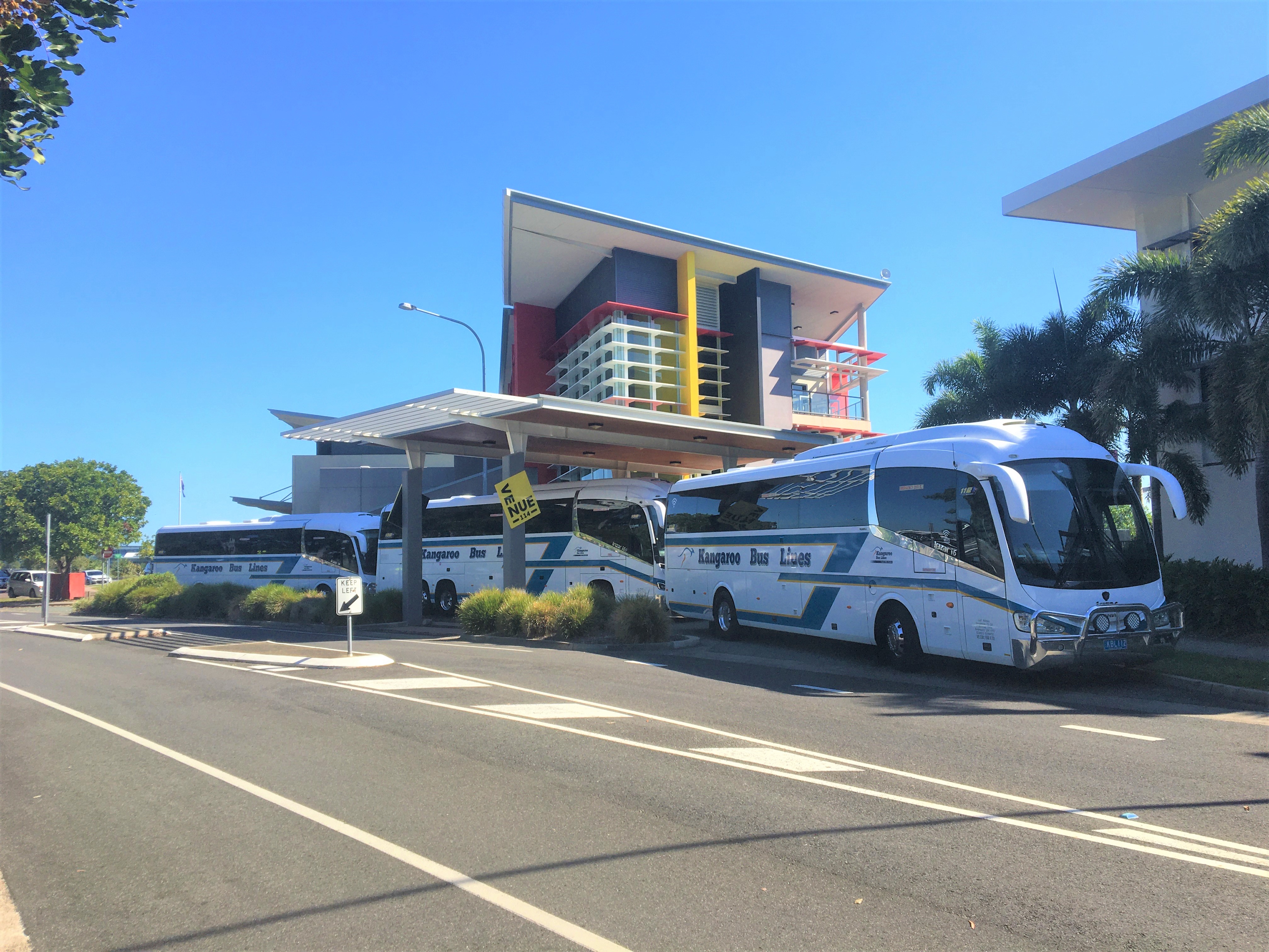 Kangaroo Bus Lines Kunda Park (07) 5445 4741