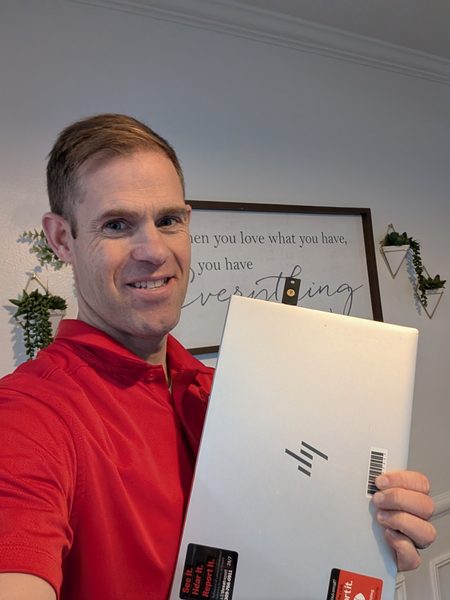 Happy National Device Appreciation Day! Let’s take a moment to celebrate the gadgets that keep us connected, entertained, and informed. From our trusty smartphones to smartwatches & beyond – these devices are our everyday superheroes!