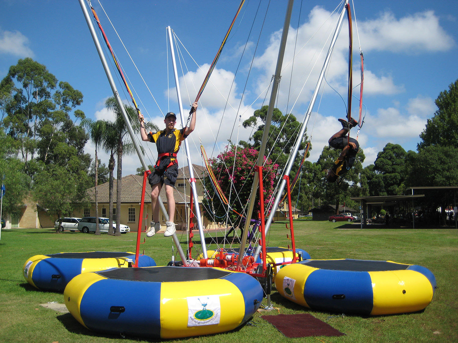 Shelf Service Bouncers is happy to offer the Chattanooga area the latest in Euro Bungee trampolines. It has 4 stations and you can do front flips, back flips, jump as high as you can! This Party Rental item is perfect for any guest that craves the excitement of Bungee Jumping, combined with doing back flips on a trampoline! This Interactive Attraction is perfect for School Events, Company Picnics, Corporate Events, After Proms and Graduations.