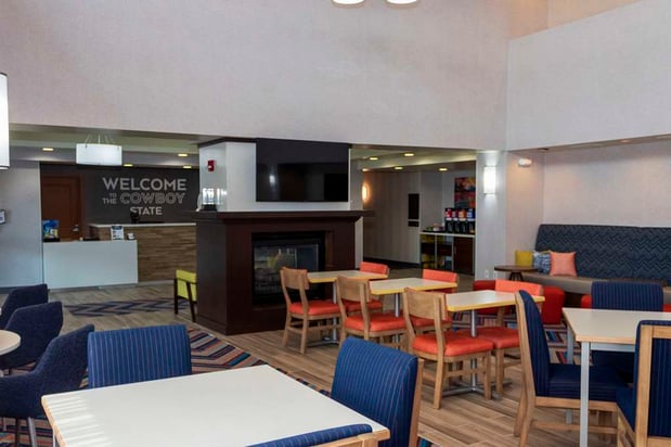 Images Hampton Inn & Suites Riverton