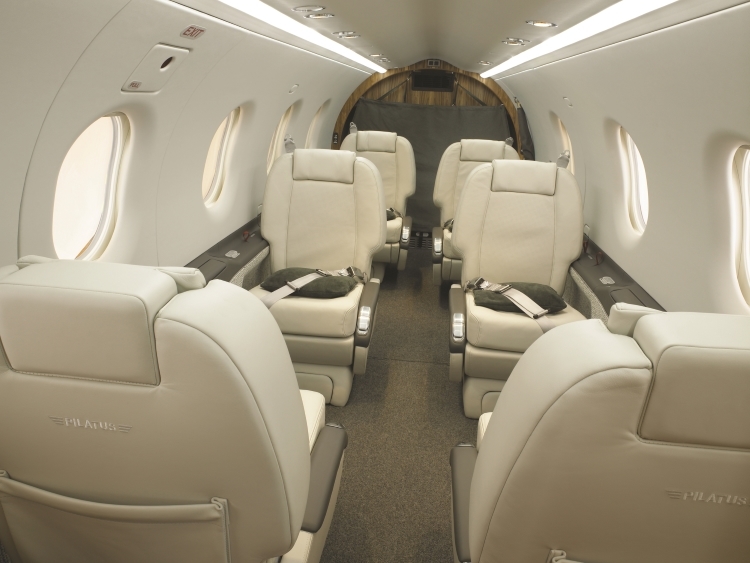 Luxury interior of the PC-12 Colorado By Air, LLC Aspen (970)710-8040