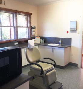 Images Days Denture Clinic