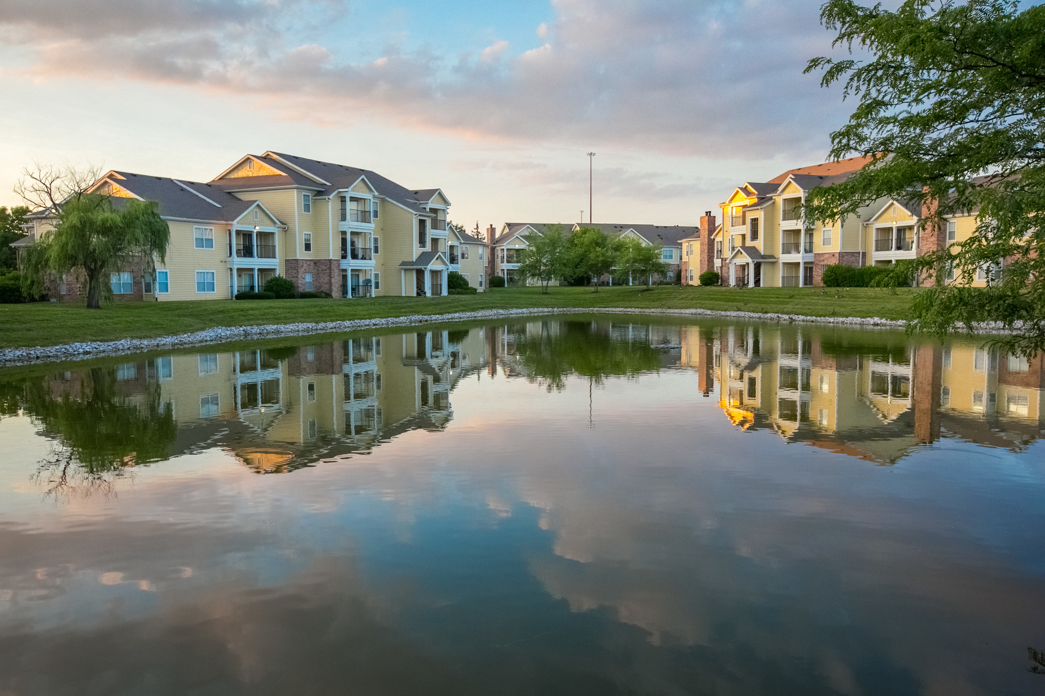 Center Point Apartment Homes Photo