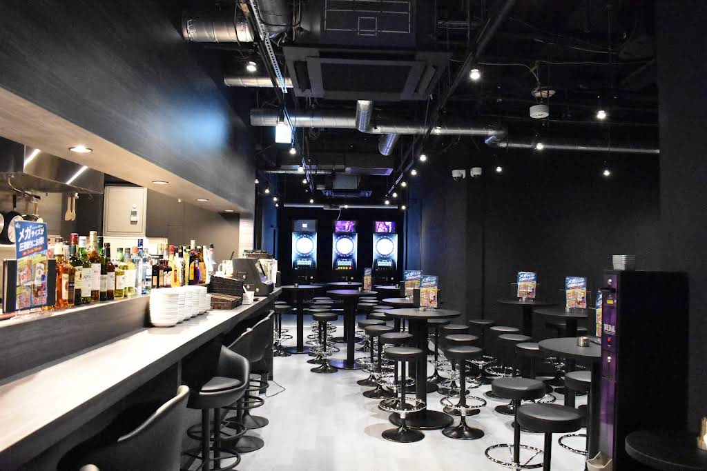 Images BUZZ darts&sports 新宿靖国通り店