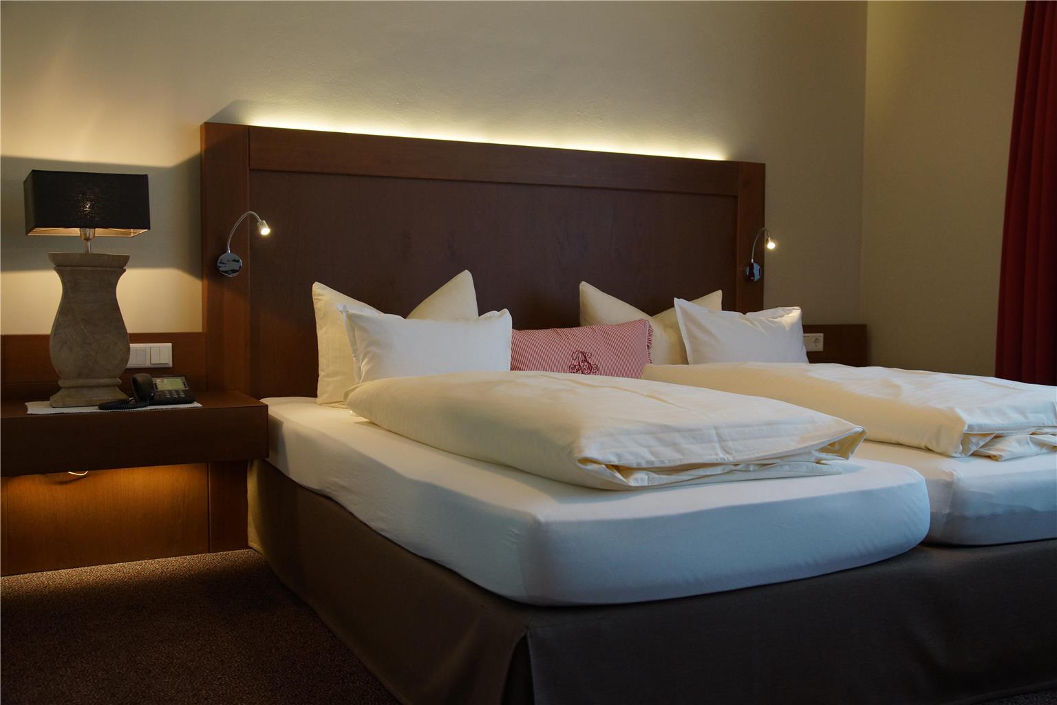 Best Western Hotel Brunnenhof, Hauptstrasse 231 in Weibersbrunn