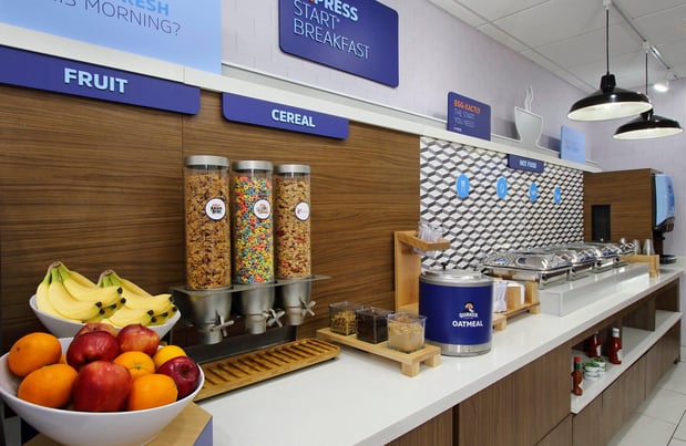 Images Holiday Inn Express & Suites Columbus North by IHG