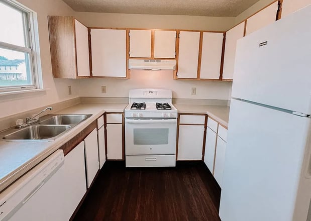 Images Madison Grove Townhomes