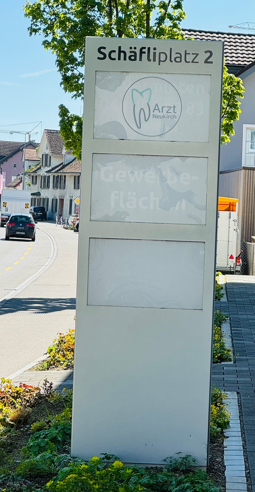 Zahnarzt-Neukirch, Schäfliplatz 2 in Neukirch