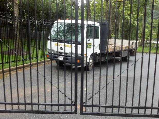 Images NEED-A-FENCE, INC.