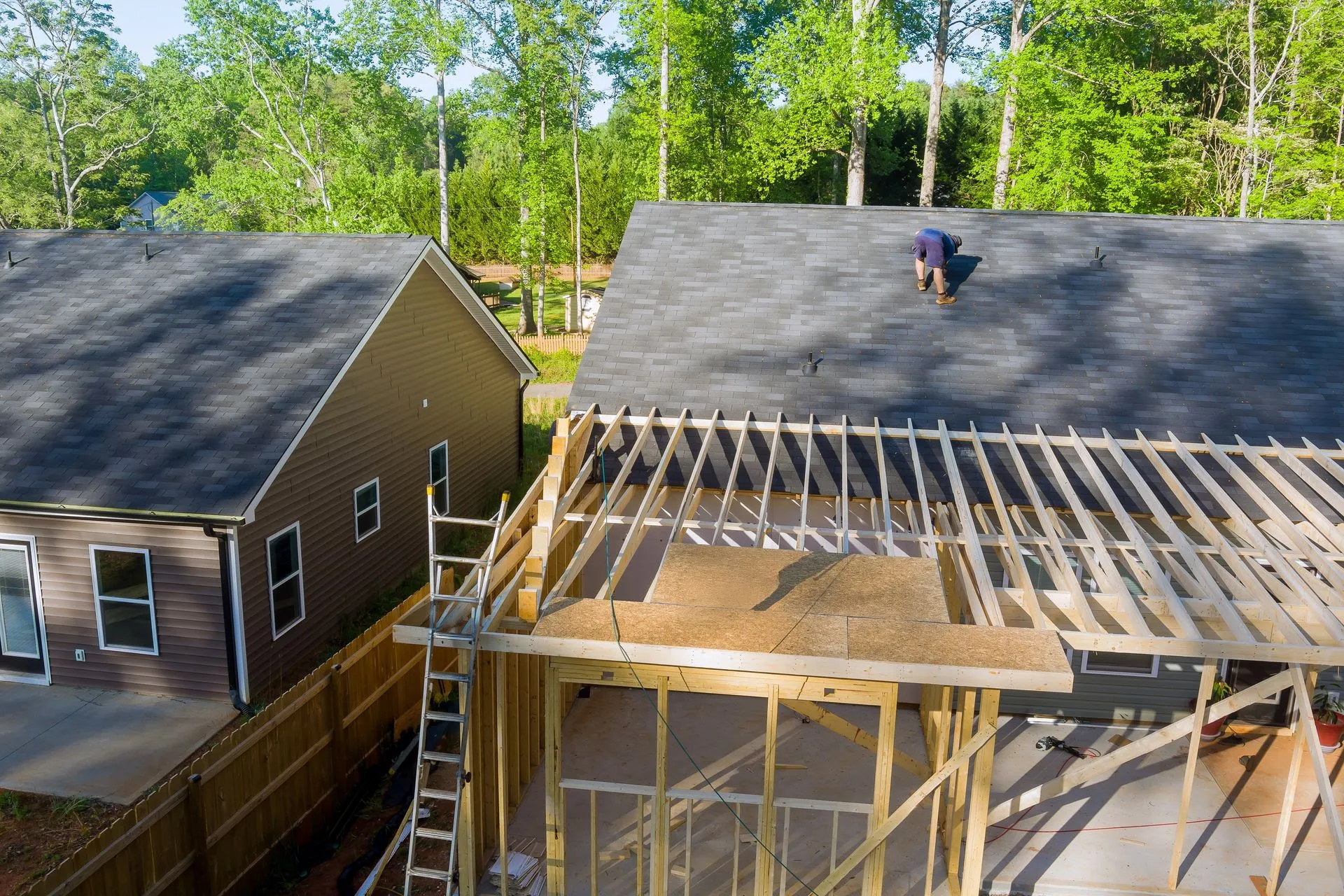 Guardian Roofing image