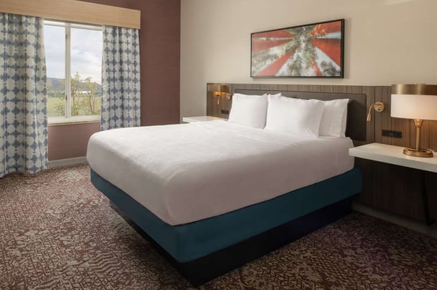 Images Hilton Garden Inn Fontana