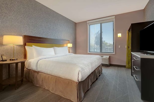 Images Home2 Suites by Hilton Petaluma