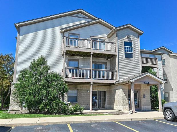 Images Reserve at Eagle Ridge Apartment Homes