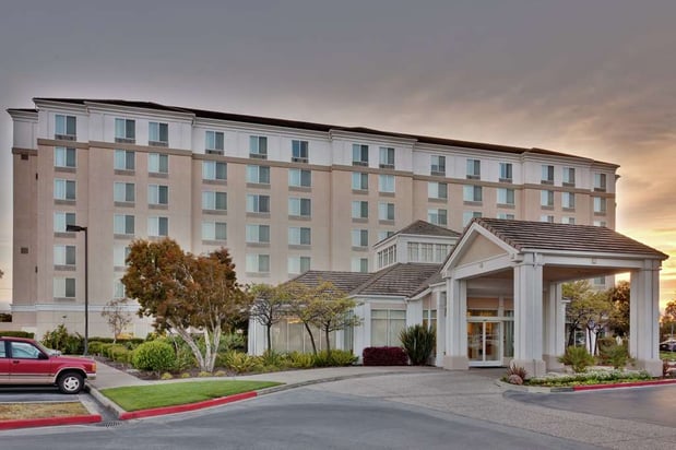 Images Hilton Garden Inn San Francisco Airport North
