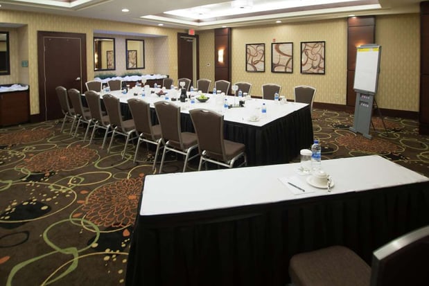 Images Embassy Suites by Hilton Fayetteville Fort Bragg
