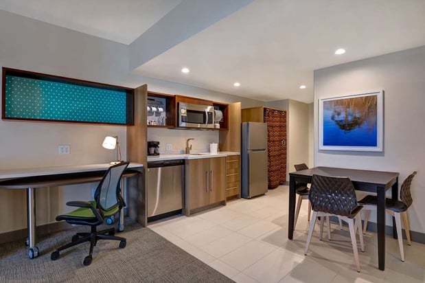 Images Home2 Suites by Hilton Orlando at FLAMINGO CROSSINGS Town Center