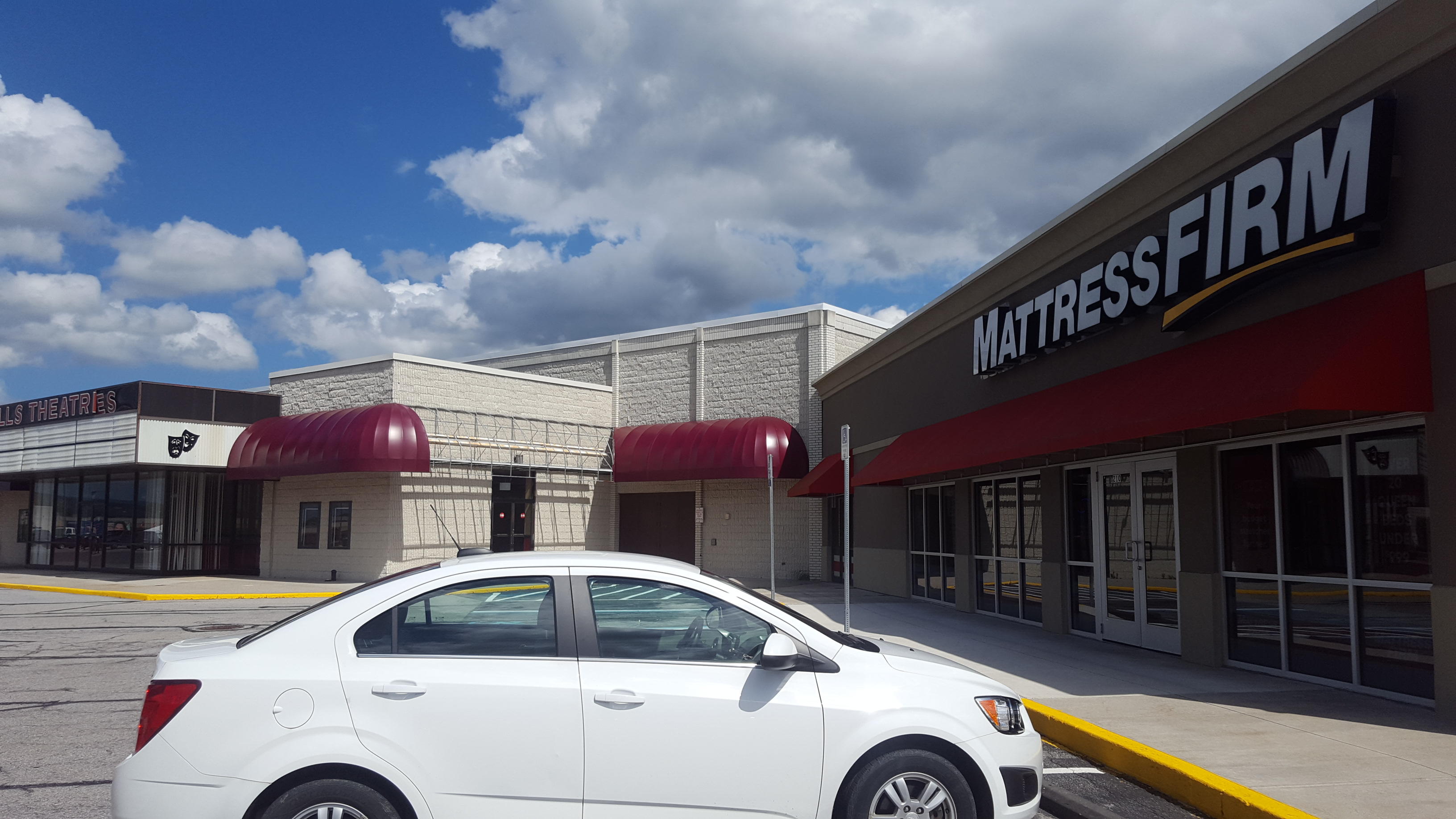 Mattress Firm Altoona Photo