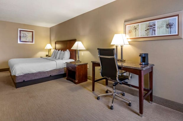 Images Best Western Plus Inn at Hunt Ridge