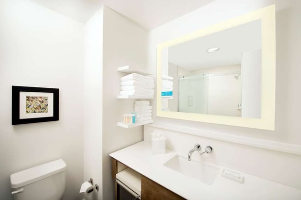 Images Hampton Inn Wilmington Downtown