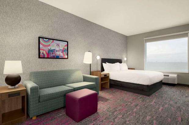 Images Home2 Suites by Hilton San Juan