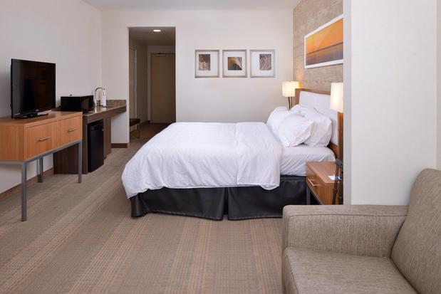 Images Holiday Inn Express & Suites Pocatello by IHG