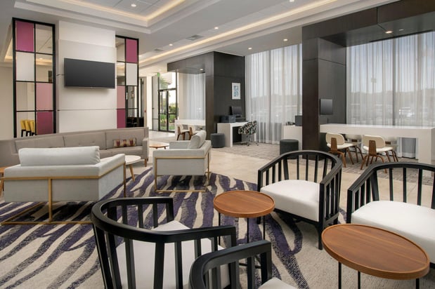 Images Crowne Plaza San Antonio Airport by IHG