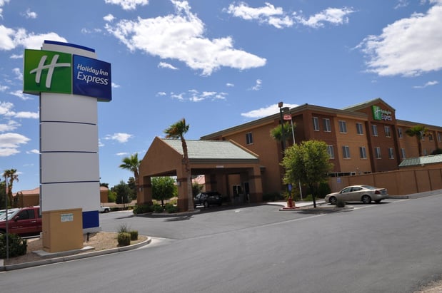 Images Holiday Inn Express Las Vegas-Nellis by IHG