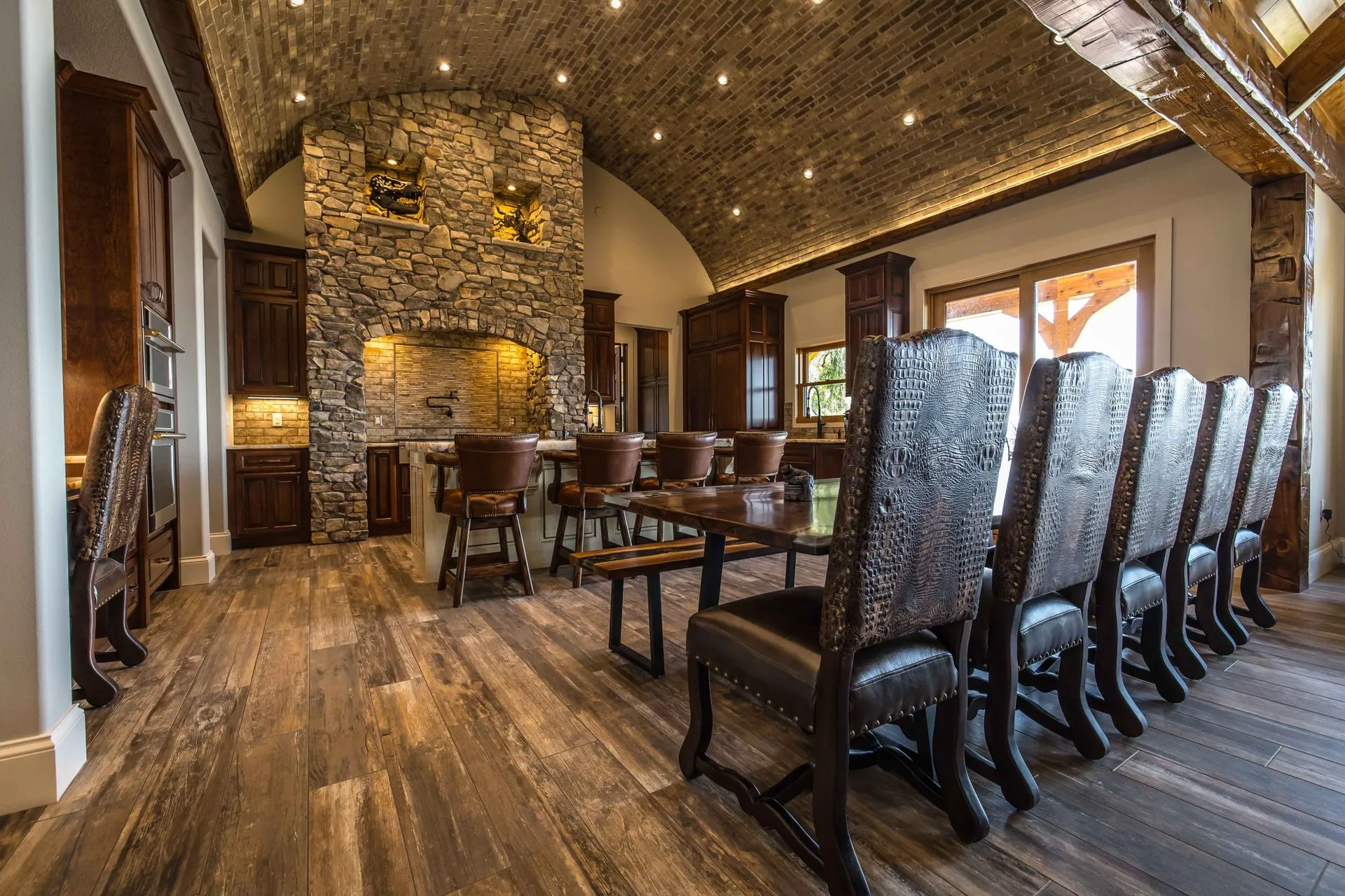 Sunset Shores Retreat Image