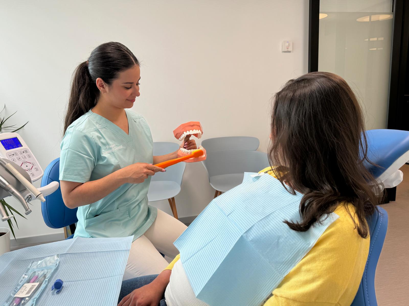 Bilder Summit Dental