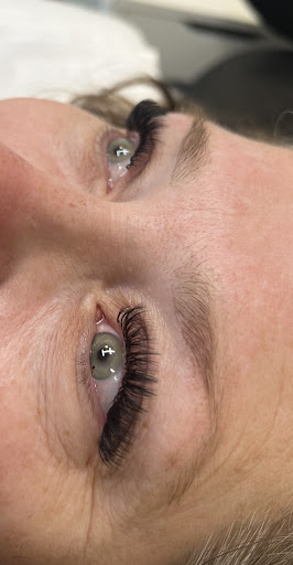 Images Adri Glamour Lashes