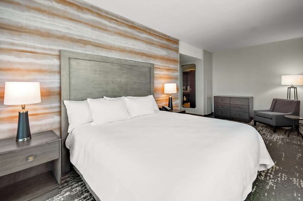 Images Embassy Suites by Hilton Jonesboro Red Wolf Convention Center