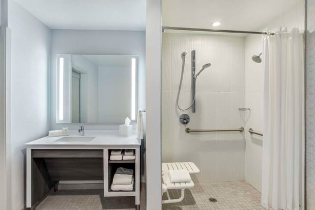 Images Embassy Suites by Hilton Atlanta Midtown