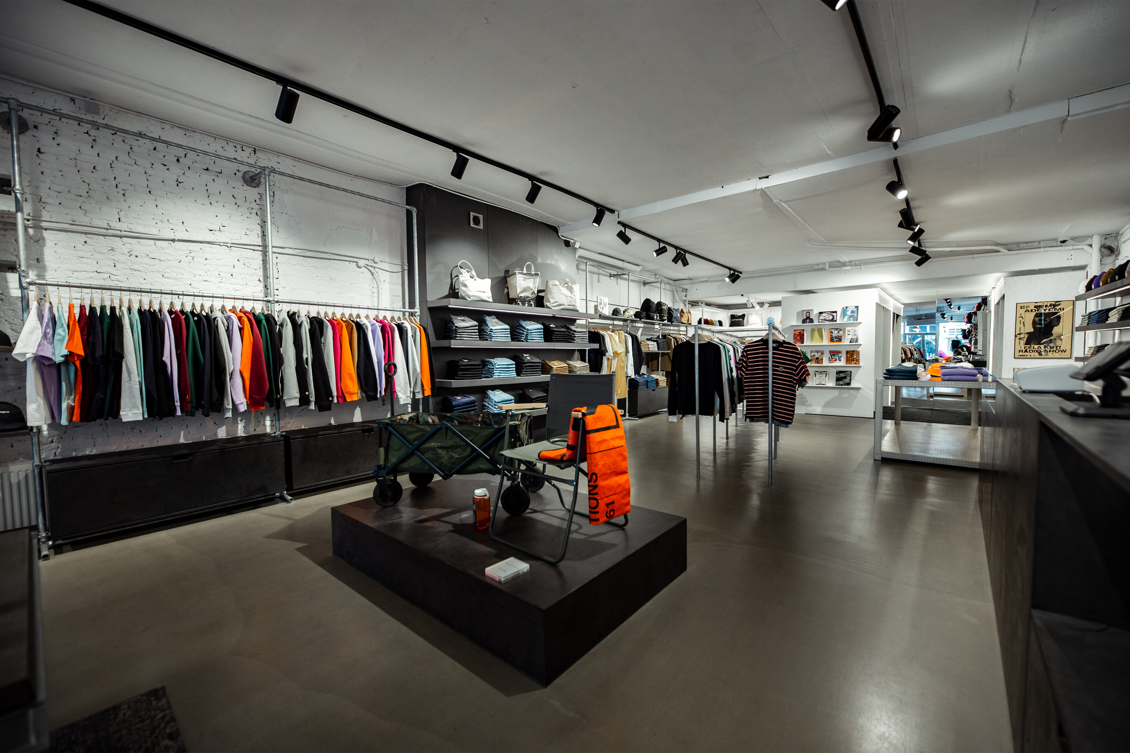 Foto's Carhartt WIP Store Amsterdam Haarlemmerstraat