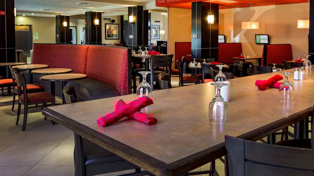 Images Holiday Inn Oklahoma City Airport by IHG