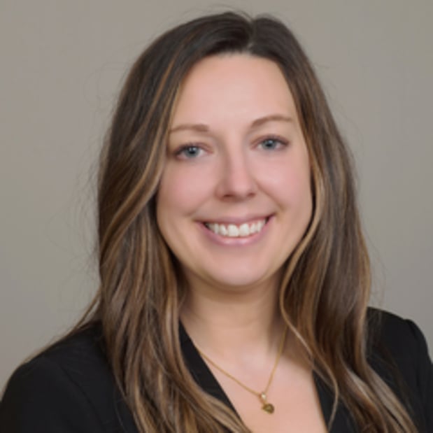 Images Edward Jones - Financial Advisor: Laurie Niemeier