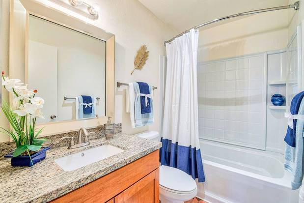 Images Tuscany Hills Apartments