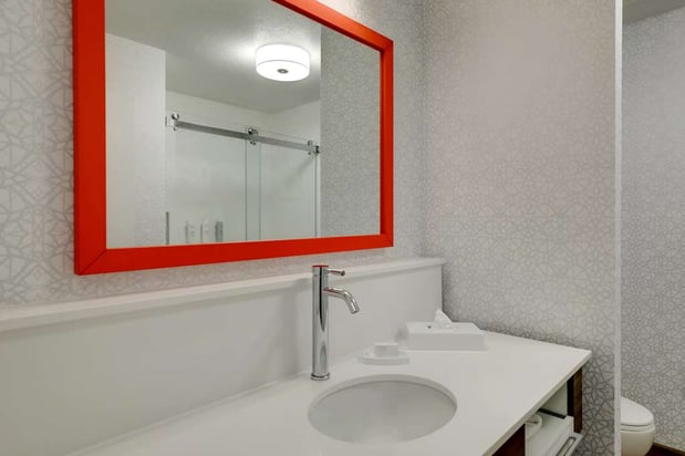 Images Hampton Inn & Suites St. Louis-Edwardsville