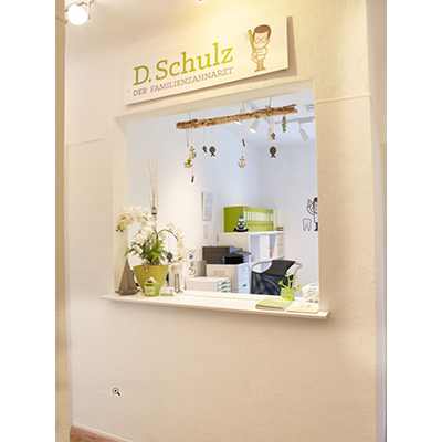 Zahnarzt Dimitri Schulz, St.-Pöltener-Straße 68 in Stuttgart