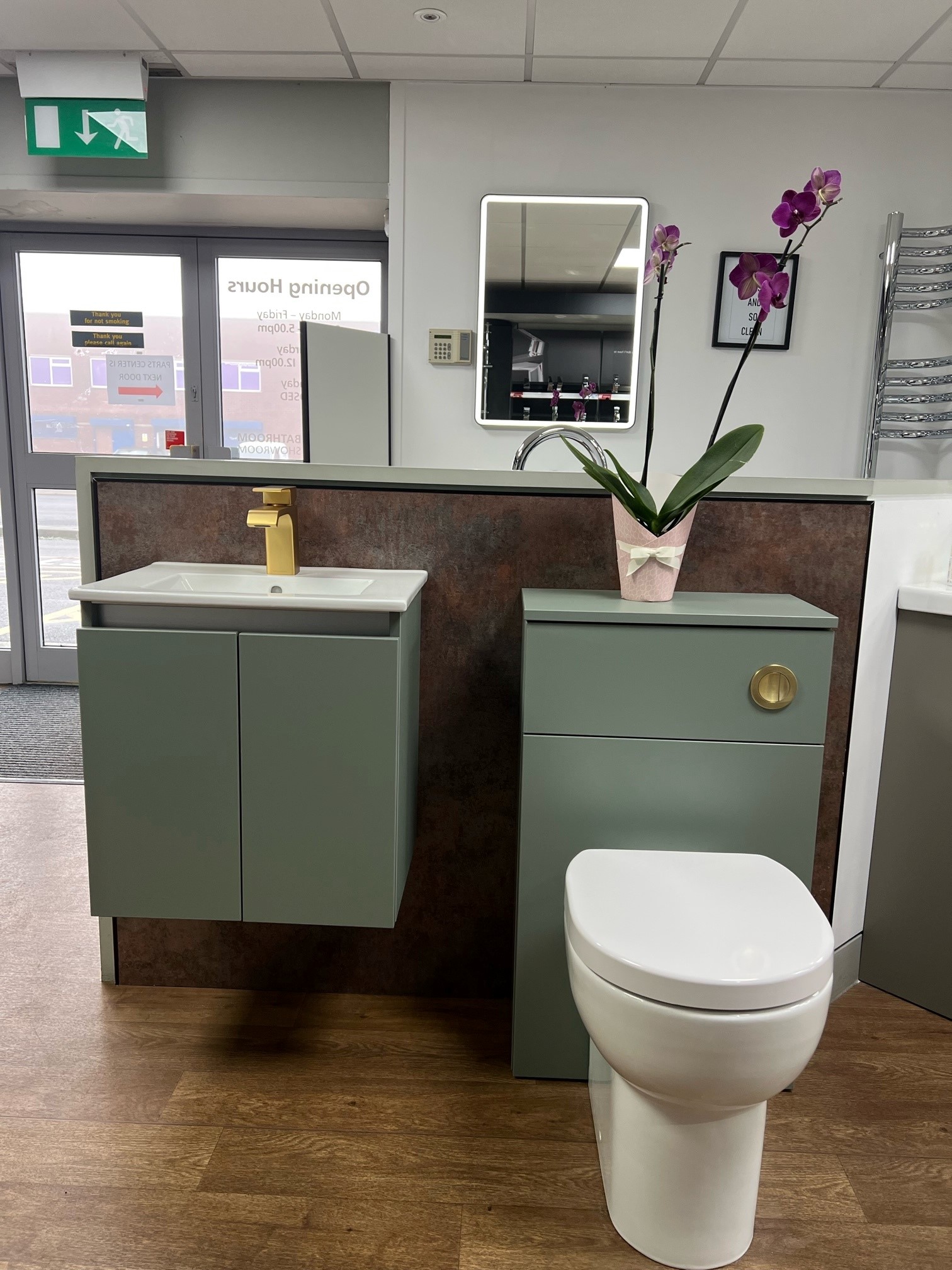 Grimsby Plumbing & Heating Supplies Bathroom Showroom Wolseley