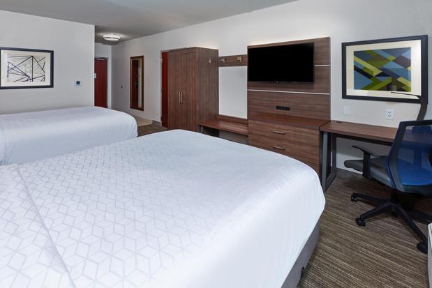 Images Holiday Inn Express & Suites Shreveport - West by IHG