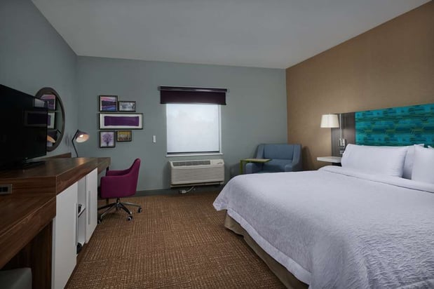 Images Hampton Inn Sherwood Portland