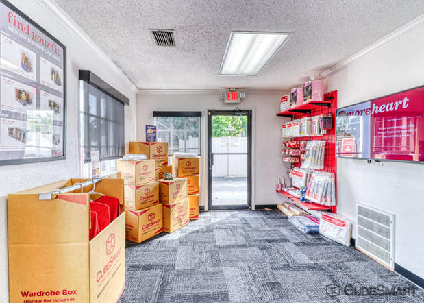Images CubeSmart Self Storage