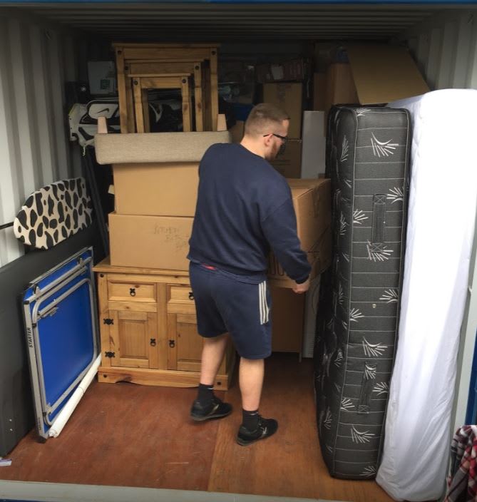 Easylift Removals Stanley 07931 425435