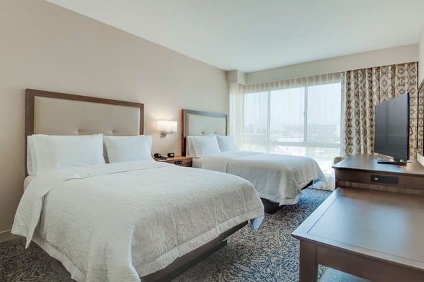 Images Hampton Inn and Suites Los Angeles - Glendale