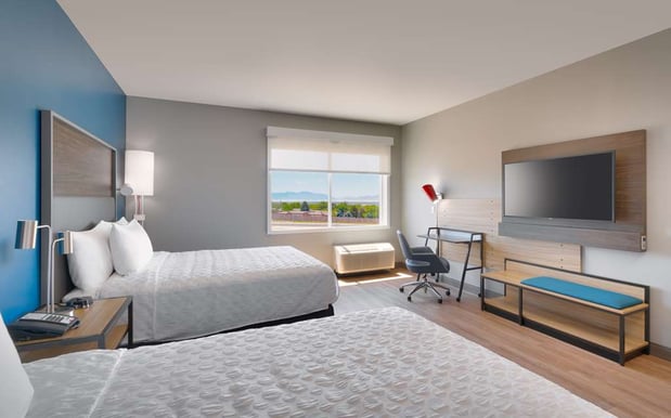 Images Tru by Hilton Clearfield Hill Air Force Base