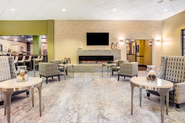 Images Holiday Inn Lafayette-City Centre by IHG