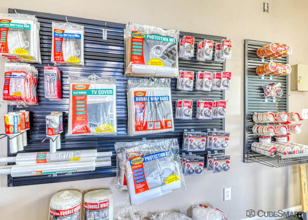 Images CubeSmart Self Storage