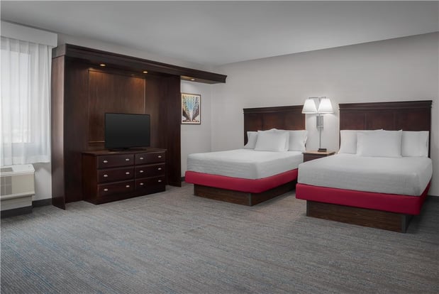 Images Hampton Inn & Suites Omaha-Downtown