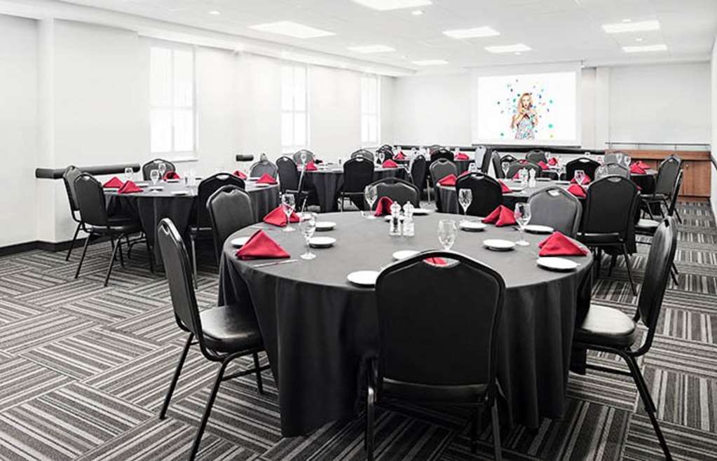 Images DoubleTree by Hilton Ottawa Downtown