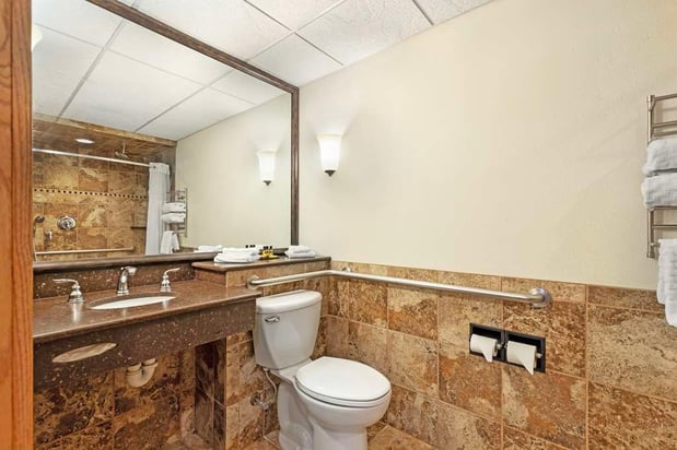 Images Best Western Plus Longbranch Hotel & Convention Center